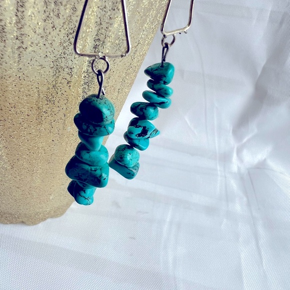 Stunning one of a kind green earrings hand made - Picture 4 of 5